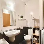 Bratanov Garden Of Eden Apartment
