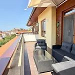 Bratanov Garden Of Eden Apartment